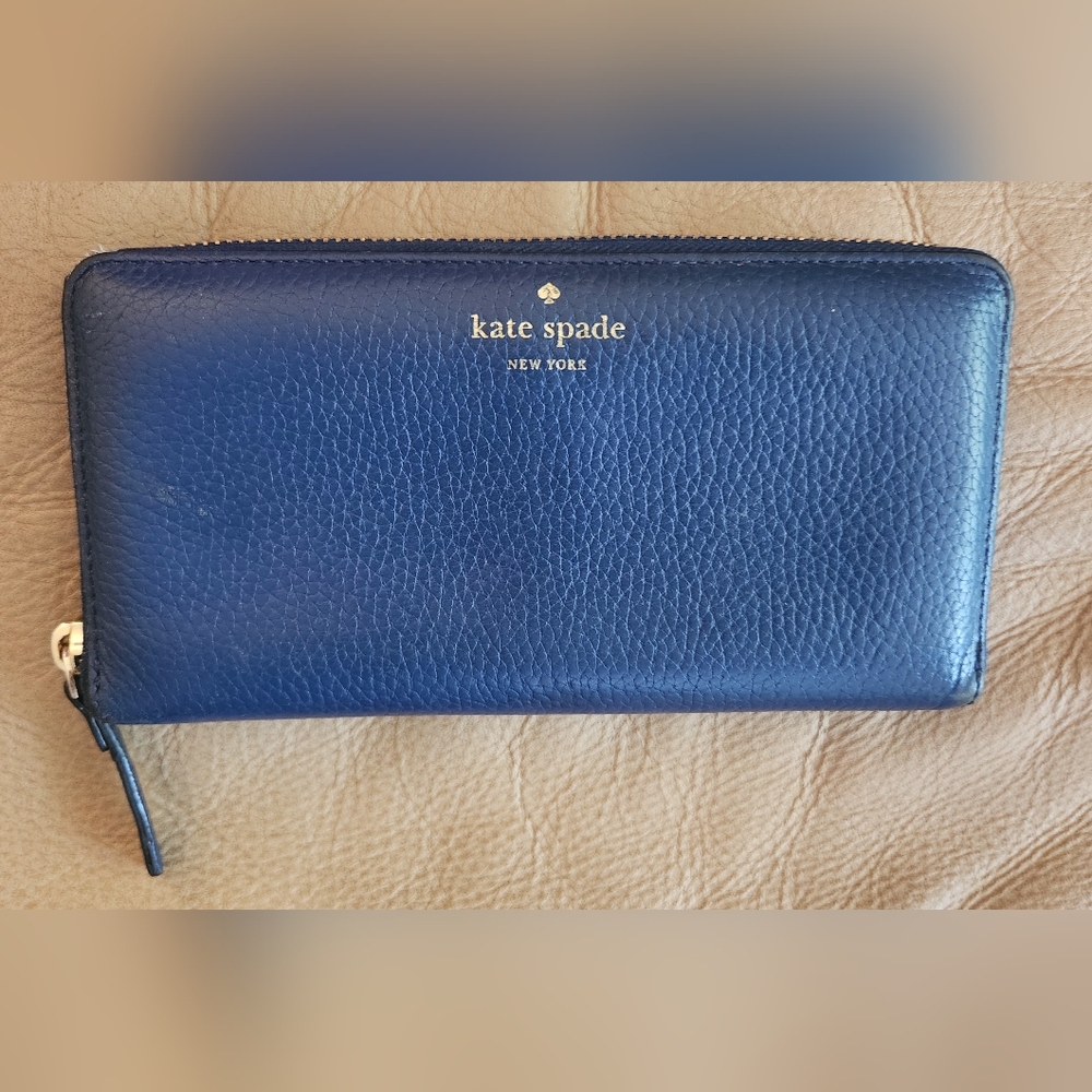 Kate Spade Continental Pebbled Leather Zip Wallet